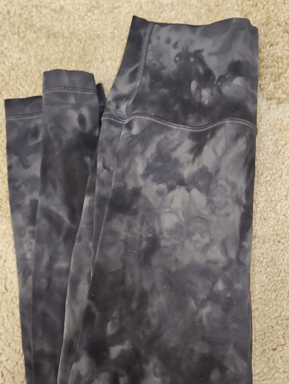 Tie-Dye Black & Gray Leggings Lululemon